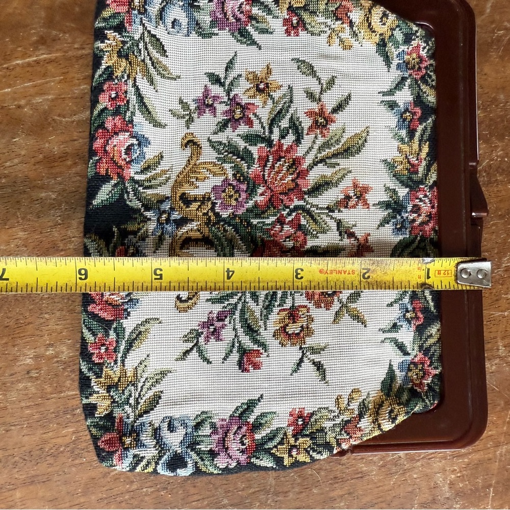 VTG 70’s Kiss Lock Tapestry Fabric Floral Clutch Boho Hippie Black Multicolored - Picture 8 of 8